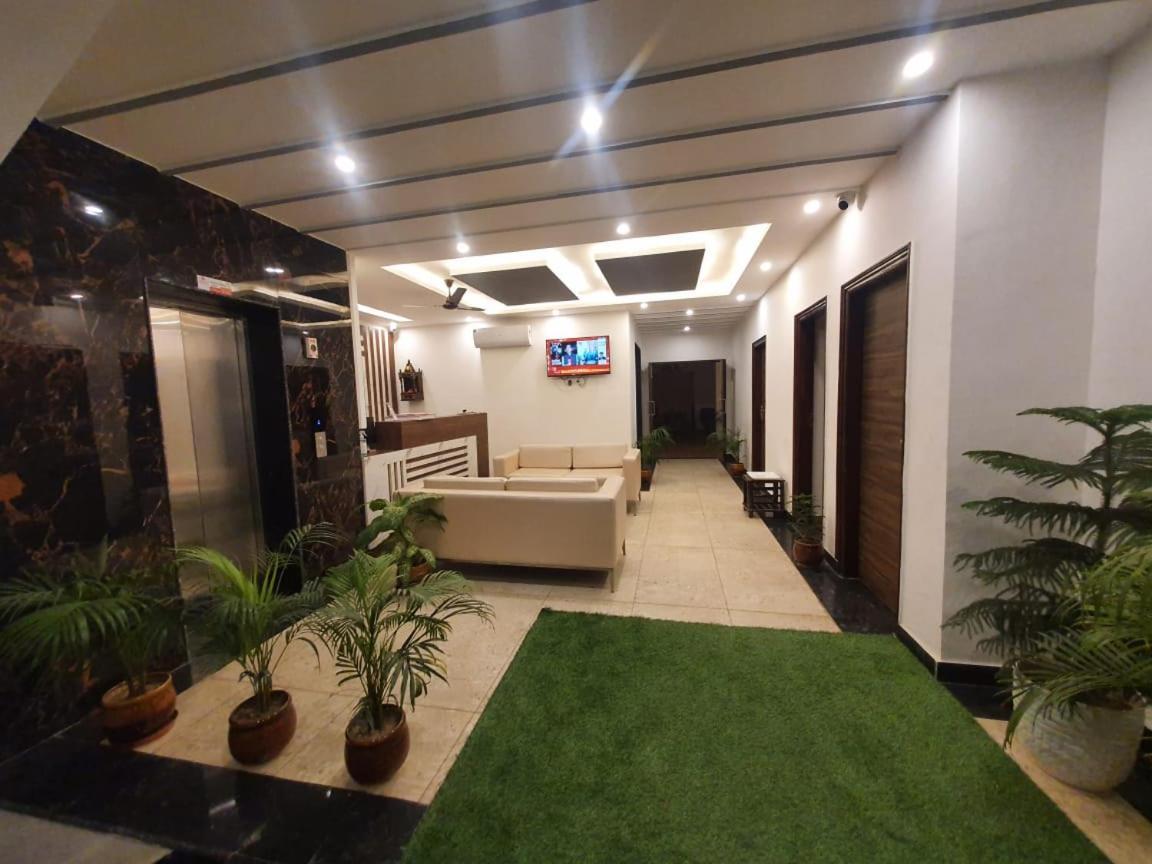 Kds Residency Hotel Greater Noida Exterior photo